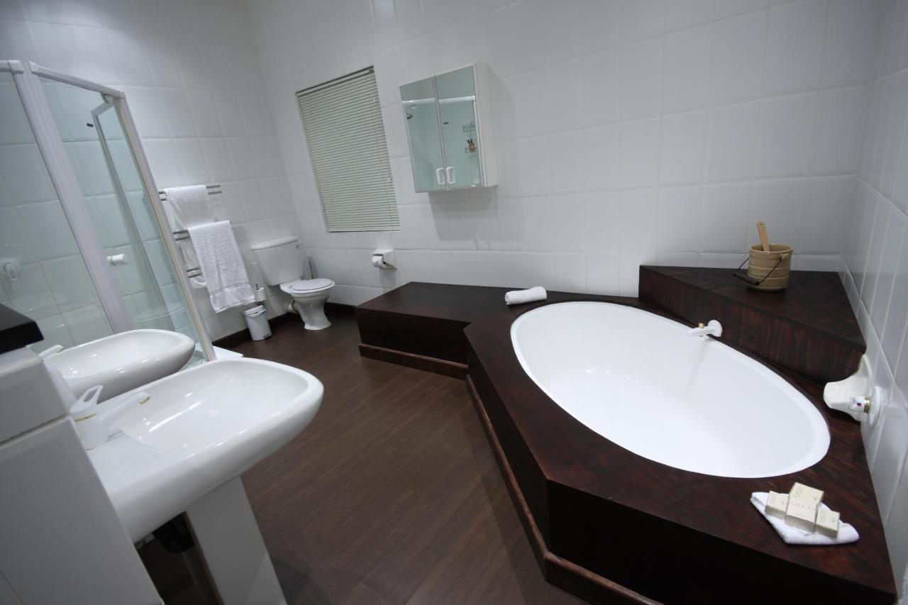Dundi Lodge Augrabies Экстерьер фото